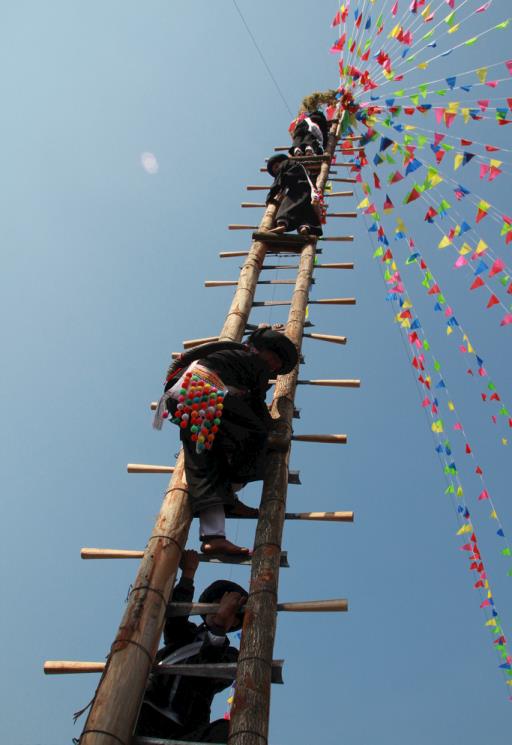 景颇族的传统节日风俗写出三个,景颇族的传统节日