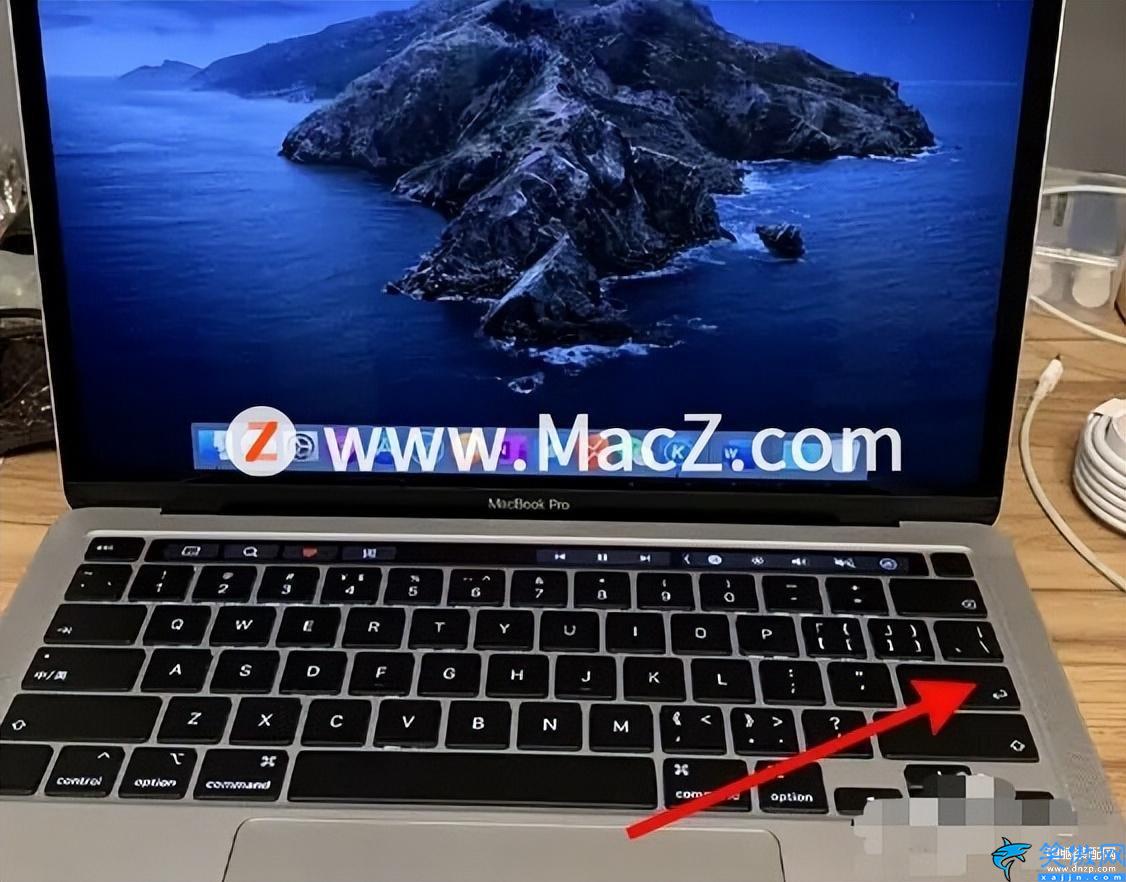 mac切换windows系统按哪个键,Mac电脑中切换系统方法